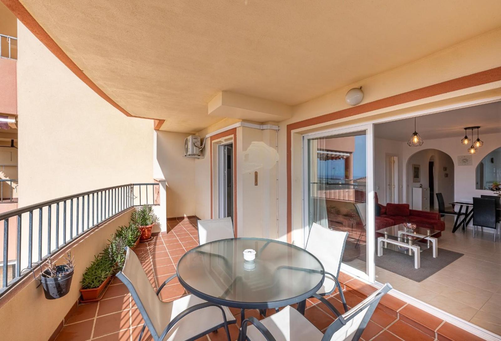 Apartamento Acogedor Con Vista Al Mar Malaga Exterior photo