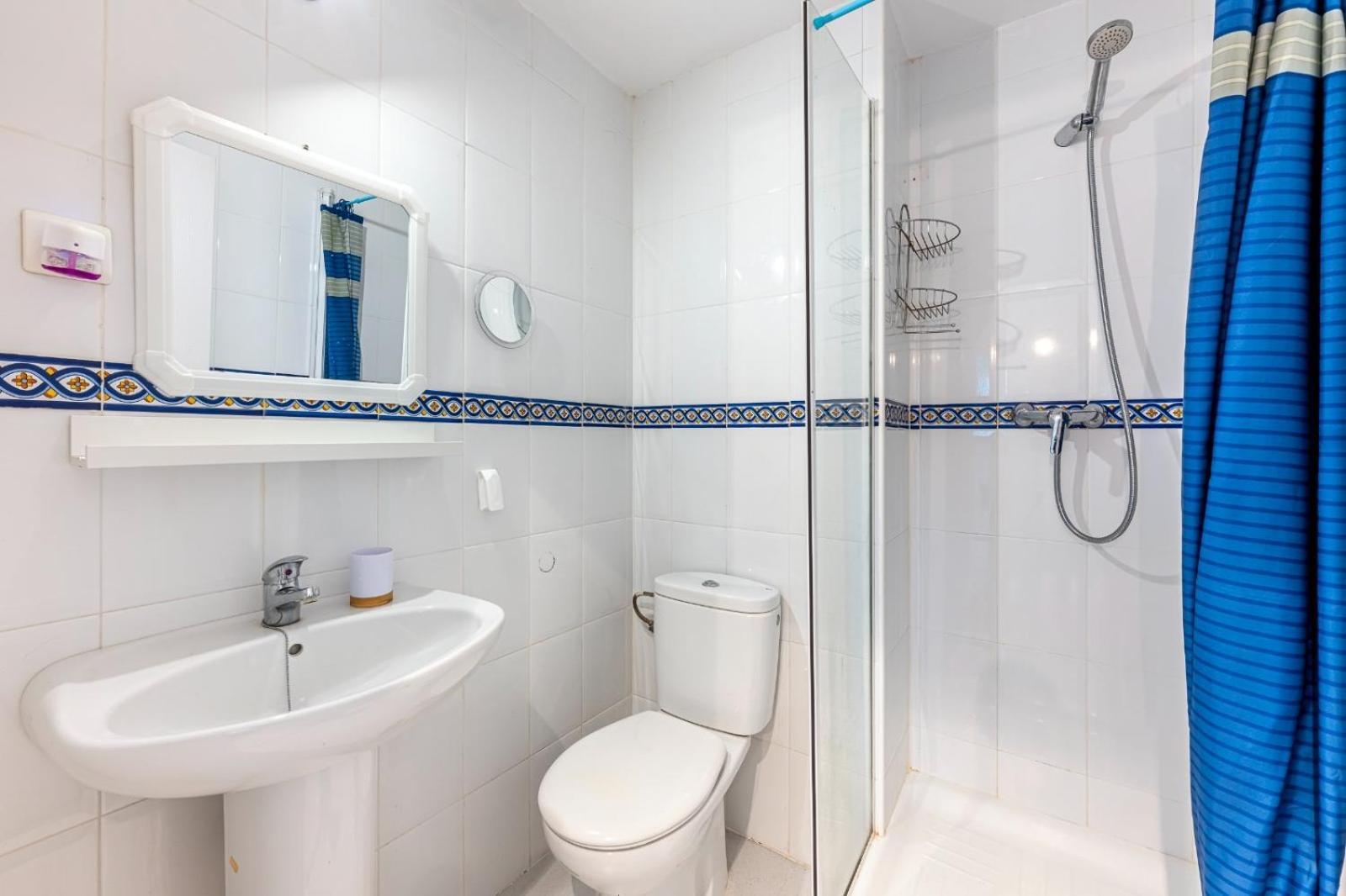 Apartamento Acogedor Con Vista Al Mar Malaga Exterior photo